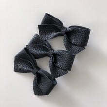 Load image into Gallery viewer, Charlotte Bow