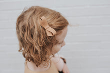 Load image into Gallery viewer, Peighton Bow