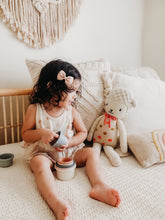 Load image into Gallery viewer, Georgia Bow