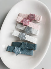 Load image into Gallery viewer, Glitter Star Clips